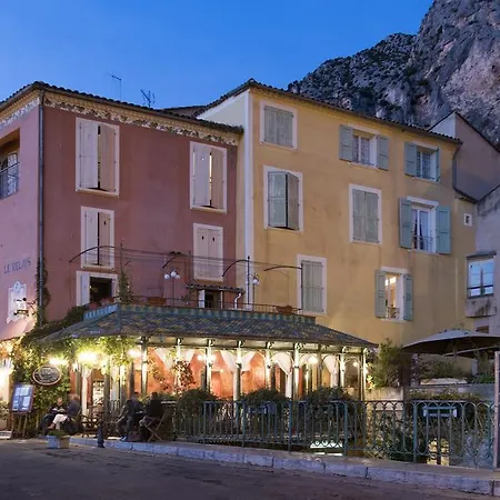 Le Relais A موستيه سانت ماري