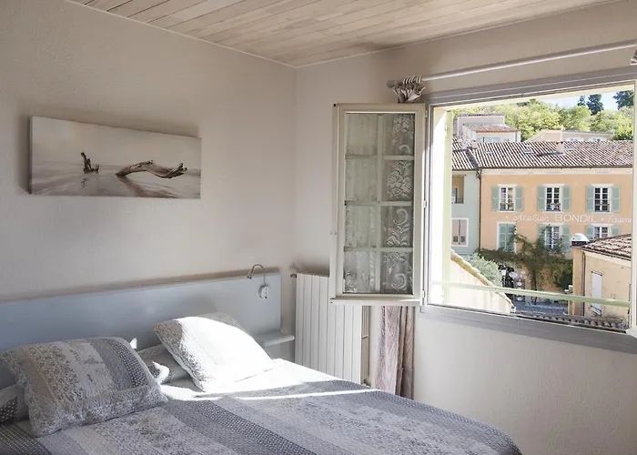 Le Relais A מלון 2*