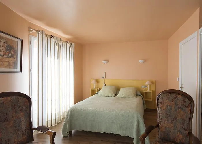 מלון Le Relais A מוסטיה-סן-מארי